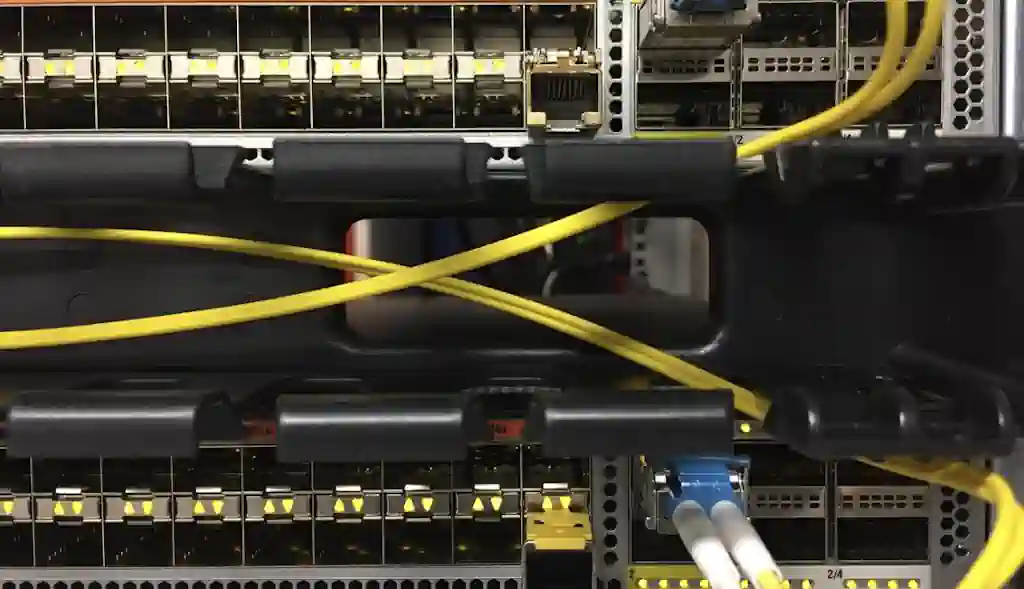 Proxmox i revolucija kućnih laboratorija: Zašto napuštamo Cloud i vraćamo podatke kući?