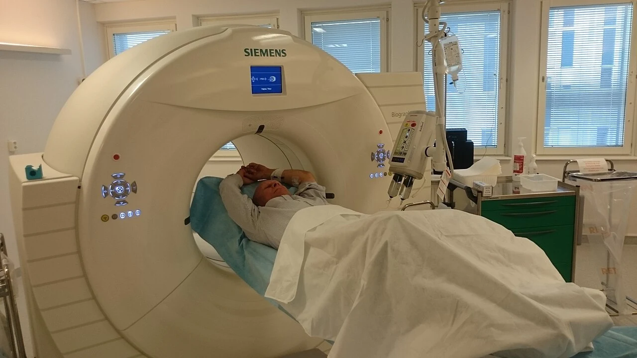 Pacijent u PET/CT uređaju